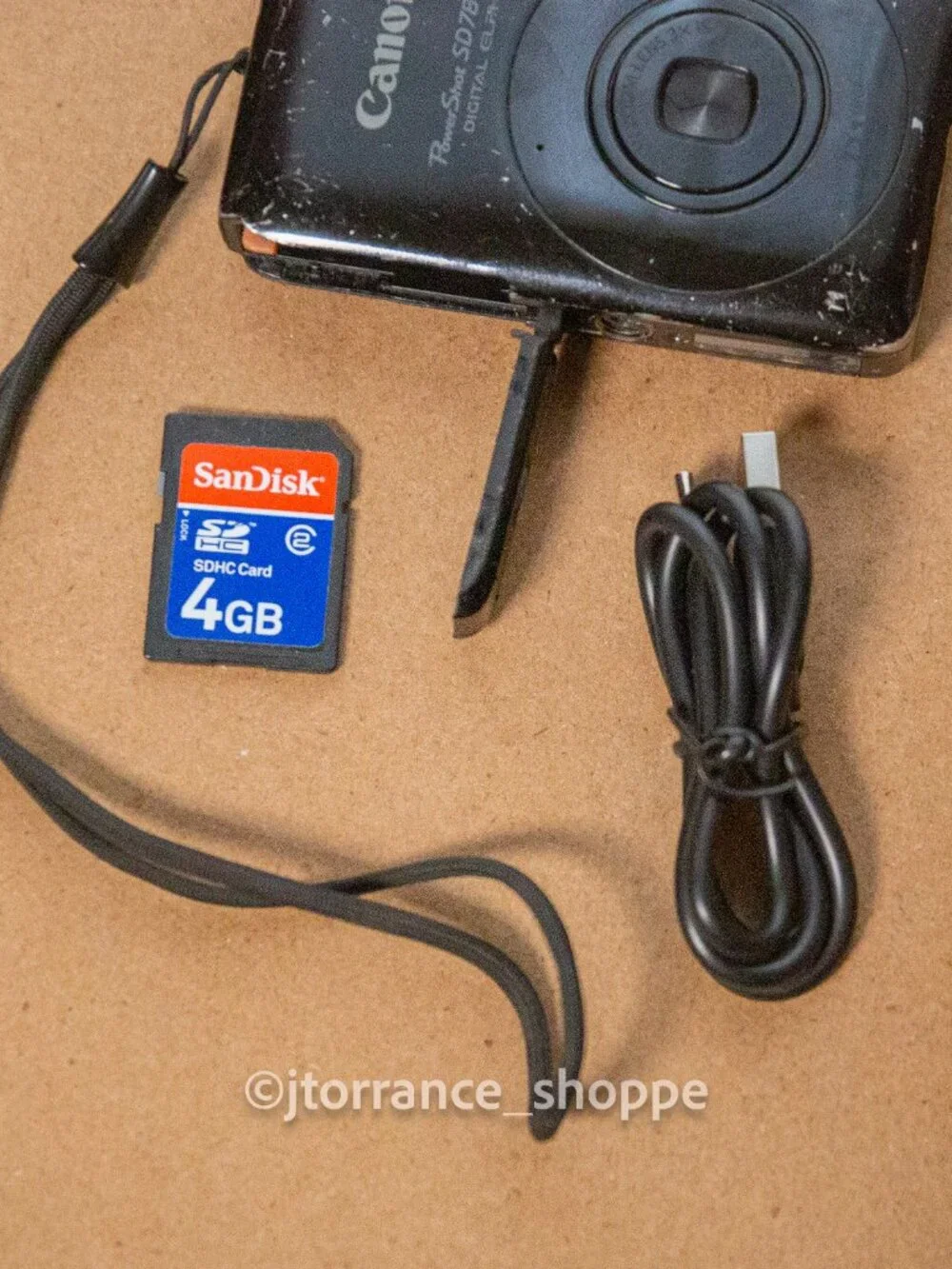 Canon PowerShot SD780 IS Digital Camera ELPH 12.1MP 2 Batteries Charger SD Works